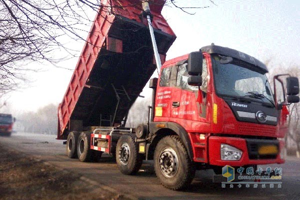 福田瑞沃自卸車