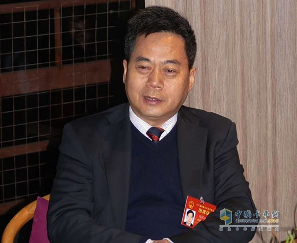 全國人大代表、華菱星馬汽車(集團(tuán))股份有限公司董事長劉漢如
