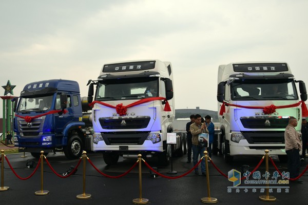 多快好省、贏領(lǐng)干線”活動(dòng)現(xiàn)場展車