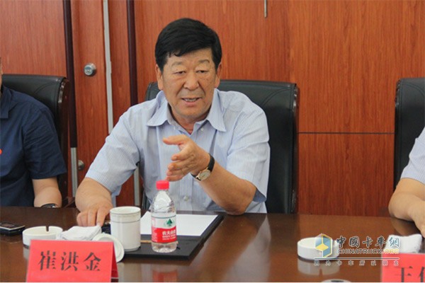 天津安達(dá)集團(tuán)股份有限公司董事長(zhǎng)崔洪金希望雙方展開廣泛合作