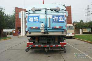 比亞迪 T8SA 4×2 純電動 掃路車