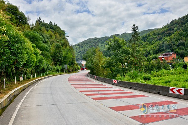 福建省普通干線綠色公路建設(shè)實施細(xì)則