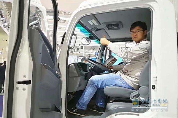 江淮汽車(chē)武漢車(chē)展