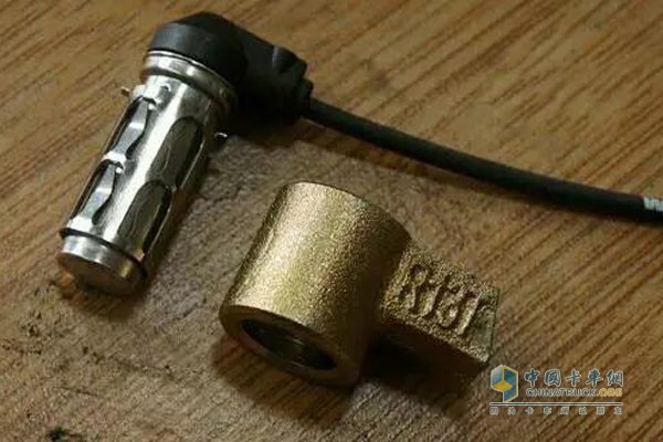清理齒圈與探頭，保證感應器時刻正常接收信號