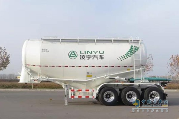 CLY9401GFL4中密度粉粒物料半掛車