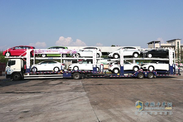 廣汽日野700轎運車