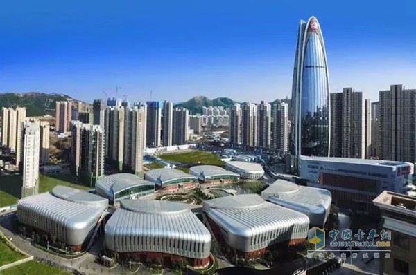 中國重汽是我國民族重卡的搖籃，是我國最大的重型汽車生產(chǎn)基地