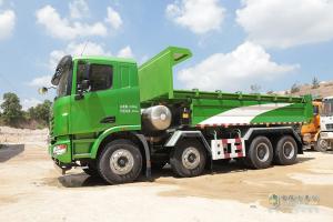 聯(lián)合卡車(chē) 超短軸距 8×4 LNG 城市渣土自卸車(chē)