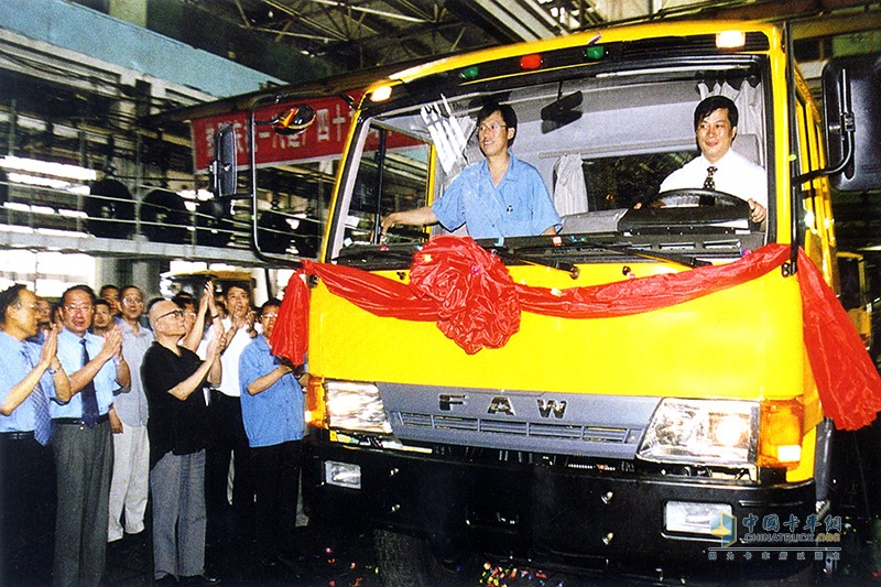 改革開(kāi)放40年 王者解放 創(chuàng)領(lǐng)榮耀