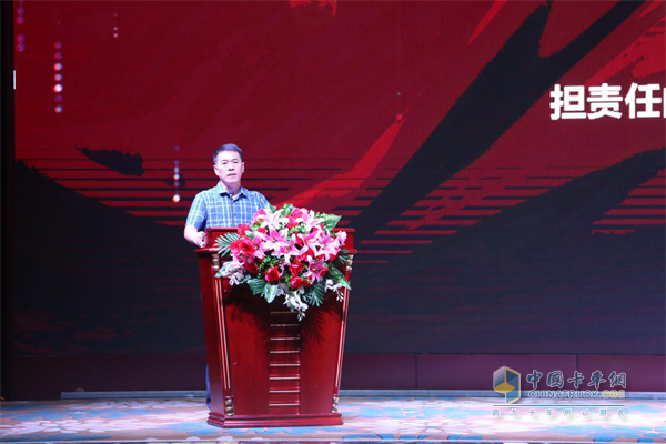 解放事業(yè)本部、產(chǎn)品管理部、載貨品系部長(zhǎng)郭慶義