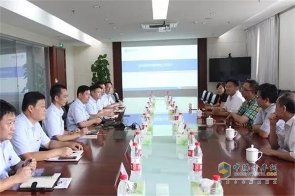 中國重汽集團(tuán)濟(jì)南動(dòng)力事業(yè)部訪問渤海活塞