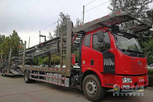 長(zhǎng)久中置軸車輛運(yùn)輸車