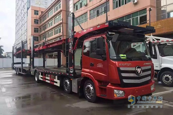 新歐曼ETX中置軸轎運(yùn)車(chē)