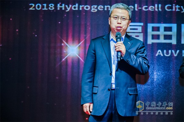 中國汽車工業(yè)協(xié)會秘書長助理、行業(yè)信息部主任陳士華