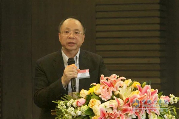 康明斯副總裁，中國區(qū)發(fā)動(dòng)機(jī)業(yè)務(wù)總經(jīng)理劉曉星