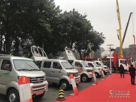 年底了 重汽的“王牌軍”帶著成績(jī)單和6.6萬(wàn)輛的目標(biāo)強(qiáng)勢(shì)來(lái)襲