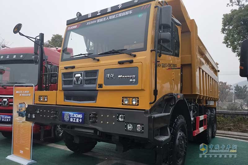徐工汽車(chē) 首款無(wú)人駕駛礦用自卸車(chē) 漢風(fēng)P9 6×4 430馬力 自卸車(chē)