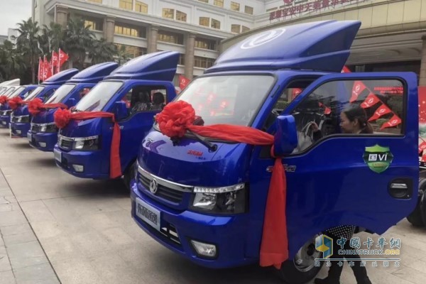 現(xiàn)場(chǎng)展車