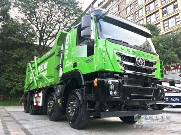 上汽紅巖杰獅C500智能工程車