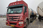6臺中國重汽天然氣牽引車交付用戶