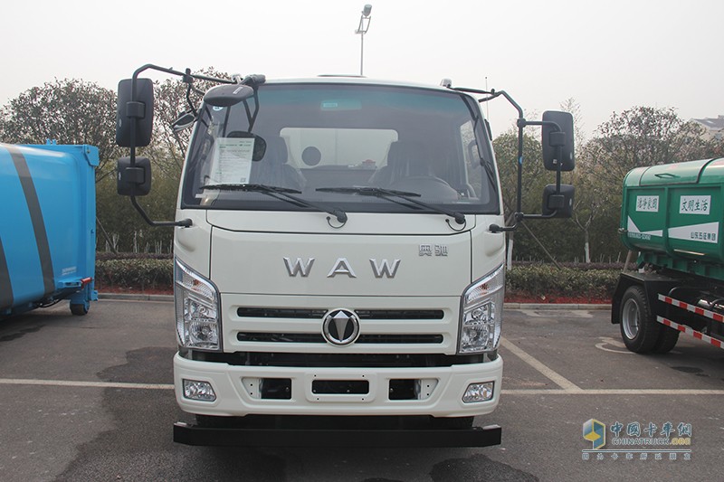 奧馳汽車 電控10方推板自裝卸環(huán)衛(wèi)車