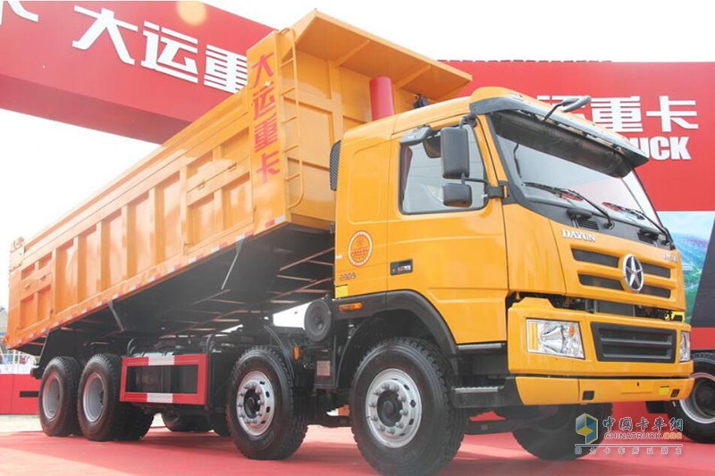 大運 新N8E重卡 310馬力 8X4 6.6米自卸車(CGC3310D5DDAD)