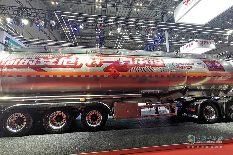 上汽集團攜各系明星產(chǎn)品亮相上海車展  