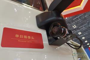 中國(guó)重汽 T5G L4級(jí)純電動(dòng)無(wú)人駕駛牽引車(chē)