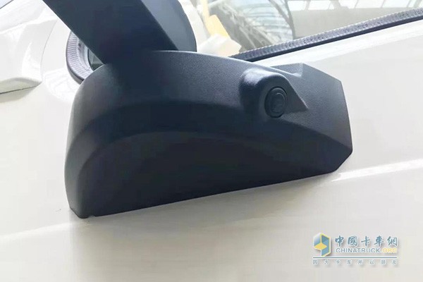 全方位攝像頭時刻了解整車運行狀態(tài)