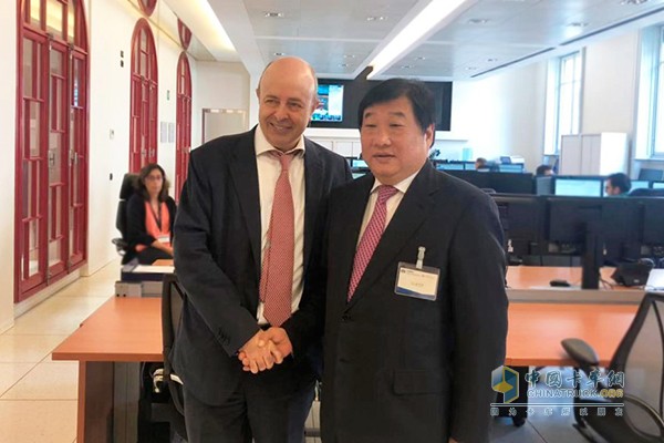 譚旭光帶隊(duì)訪問米蘭證券交易所