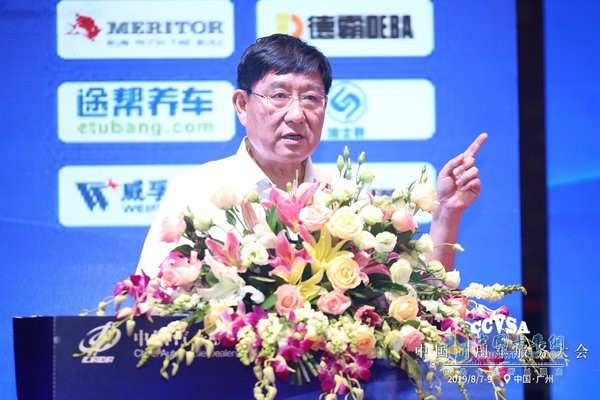 廣汽日野中物聯(lián)黨委常委、副會(huì)長(zhǎng)蔡進(jìn)
