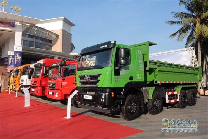 上汽紅巖工程車、牽引車細分市場“兩路開花”