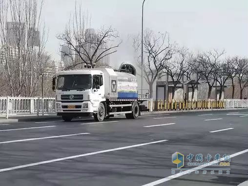 徐工多功能抑塵車