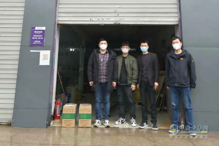 江淮輕卡主動關懷快遞企業(yè)