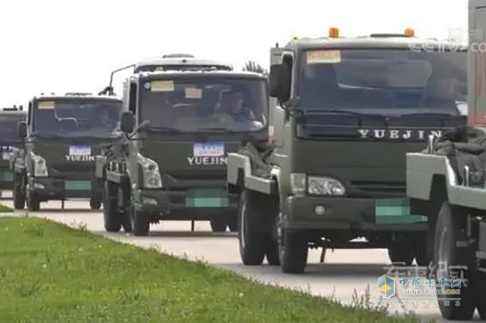 2017年，躍進(jìn)軍車作為保障車輛參與“航空飛鏢”國際軍事比賽