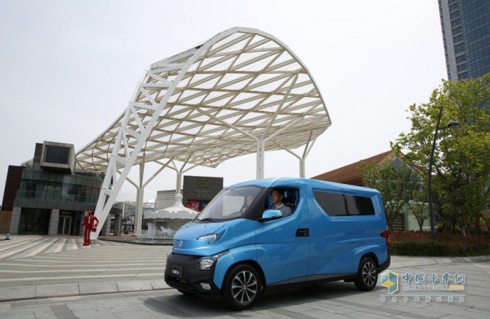 飛碟Q系列純正電動(dòng)物流車