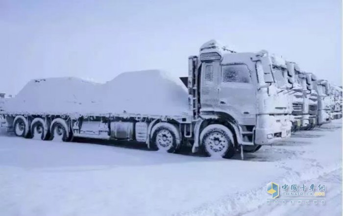 秋冬季節(jié)燃?xì)廛囕v行車注意事項(xiàng)不容忽視
