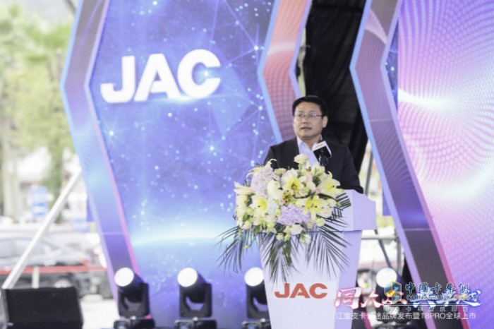 江淮汽車(chē)副總經(jīng)濟(jì)師、輕型商用車(chē)營(yíng)銷(xiāo)公司總經(jīng)理張先華