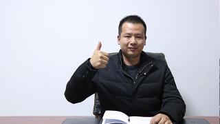[發(fā)現(xiàn)信賴]從部隊(duì)到創(chuàng)業(yè) 整齊劃一都是解放卡車