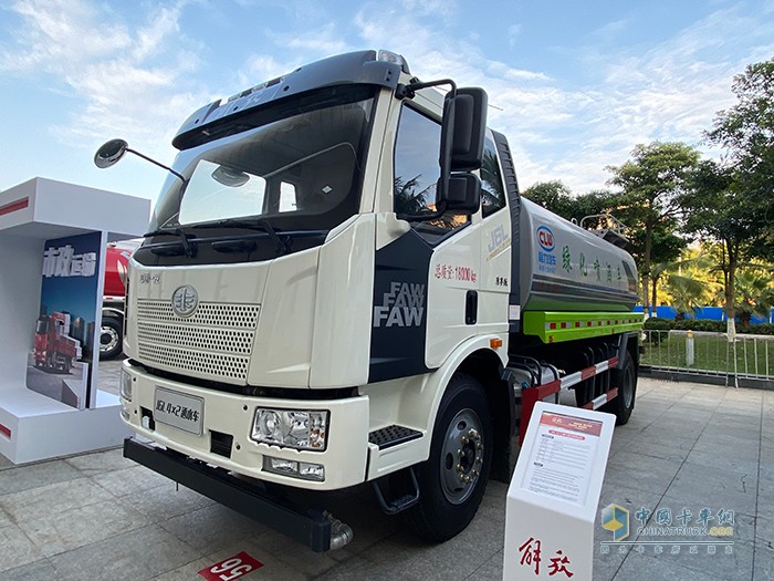 J6L 4×2 國六經(jīng)濟(jì)型灑水車