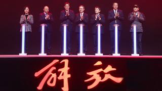  領(lǐng)途者，事竟成!解放高端輕卡領(lǐng)途正式發(fā)布