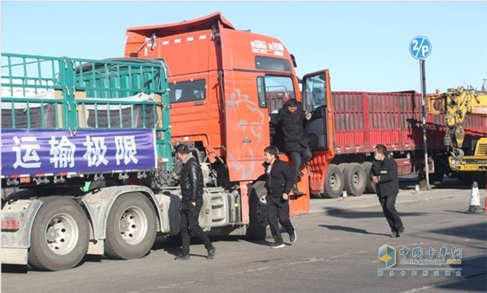 卡友爭先體驗(yàn)鑼響新國標(biāo)掛車制動性能