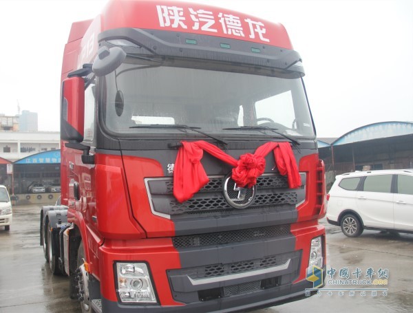 德龍X3000牽引車(chē)