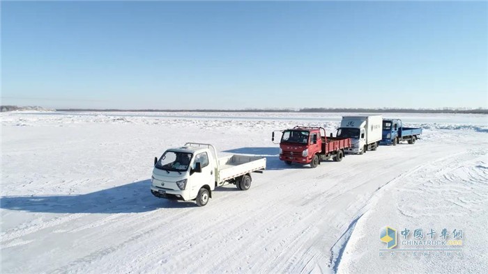 飛碟卡車  輕卡