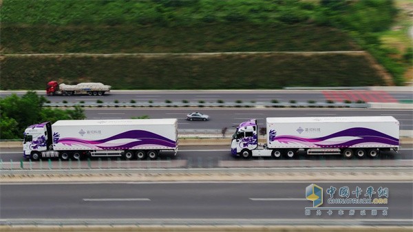 自動(dòng)駕駛卡車  物流平臺(tái)