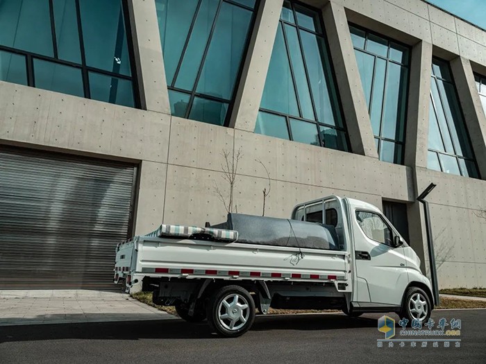 飛碟汽車(chē),Q3輕卡