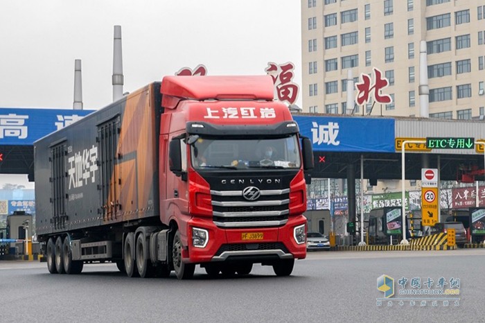 上汽紅巖 杰獅H6牽引車 長途干線物流