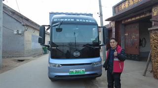 老兵與比亞迪T5D純電動(dòng)車(chē)的雙向奔赴 共同助力鄉(xiāng)村振興