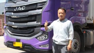 動(dòng)力強(qiáng)勁、駕乘舒適 江淮A5W牽引車備受張磊信賴