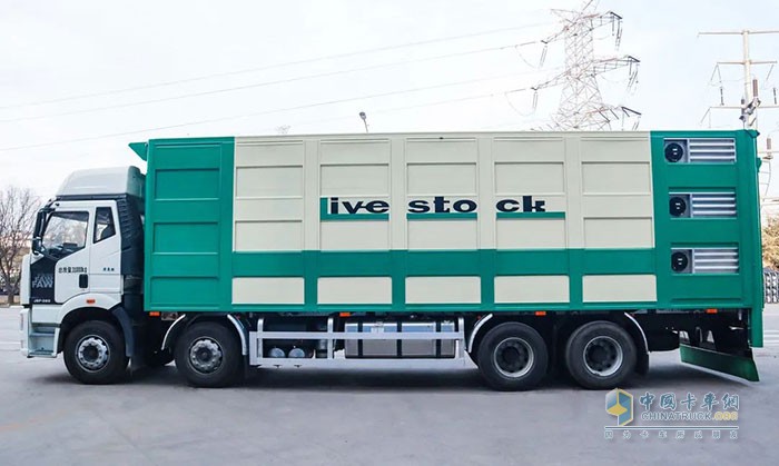 畜(雛)禽運(yùn)輸車